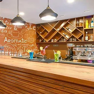 Ahmedabad hotels &amp; apartments, all accommodations in Ahmedabad